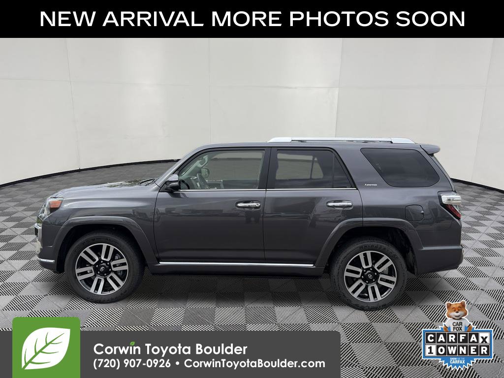 Used 2022 Toyota 4Runner Limited AWD/4WD image 4