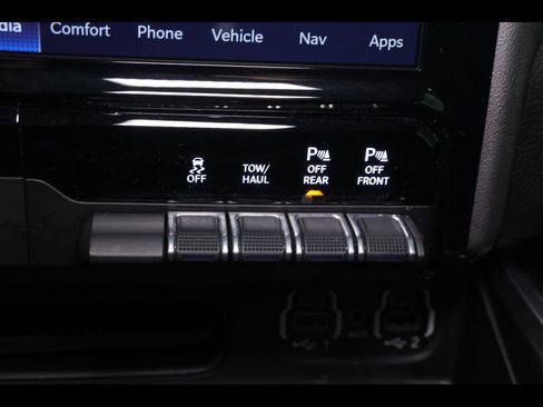Used 2023 RAM 1500 Big Horn AWD/4WD image 30