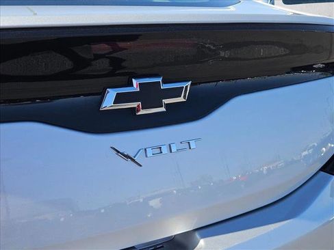 Used 2018 Chevrolet Volt LT w/ Comfort Package FWD image 30