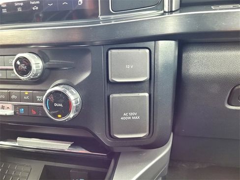 Used 2024 Ford F350 Lariat w/ Lariat Ultimate Package image 18