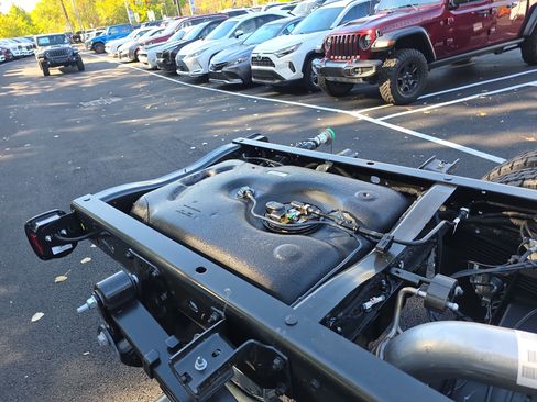 New 2026 RAM 5500 Laramie image 32