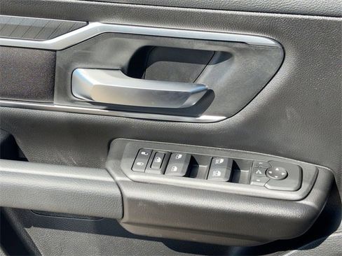 New 2026 RAM 1500 4x4 Crew Cab image 13
