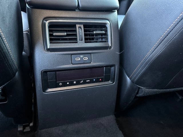 Used 2024 MAZDA CX-90 3.3 Turbo w/ Preferred Plus AWD/4WD image 19