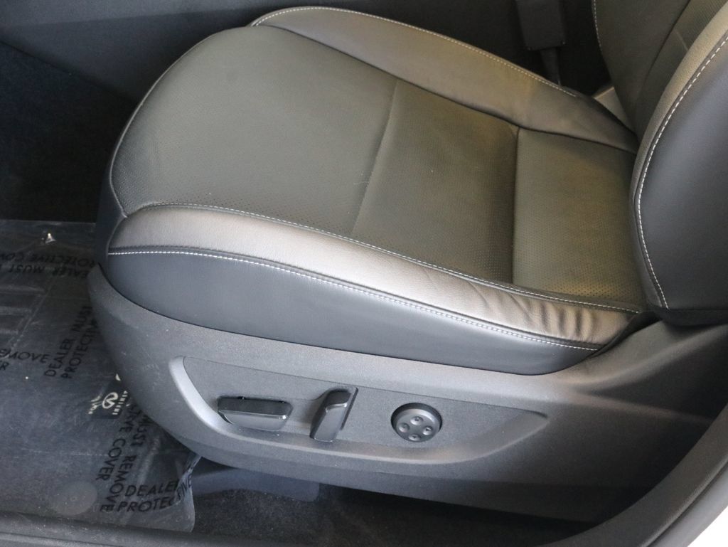 Certified 2023 INFINITI QX55 Essential AWD/4WD image 31