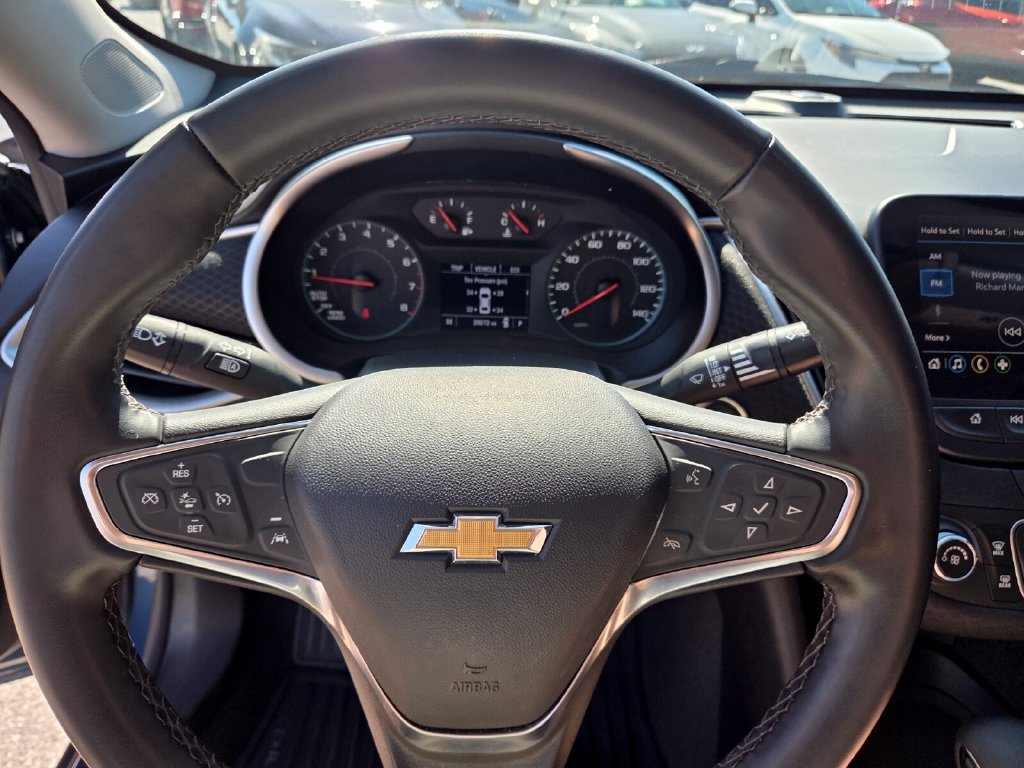 Used 2024 Chevrolet Malibu RS FWD image 30