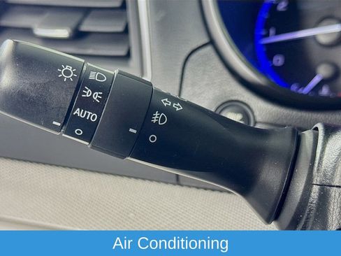 Used 2016 Subaru Outback 2.5i Premium image 13