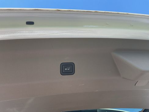 Used 2024 GMC Yukon Denali AWD/4WD image 52