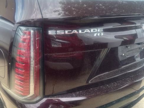 Used 2025 Cadillac Escalade IQ Luxury 2 w/ LPO, Premium Carpet Package AWD/4WD image 8