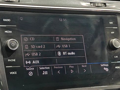 Used 2019 Volkswagen Tiguan SEL FWD image 38