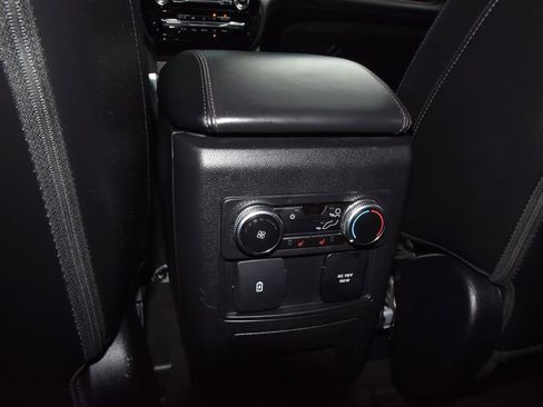 Used 2023 Ford Explorer Platinum w/ Technology Package AWD/4WD image 20
