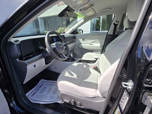 Used 2024 Hyundai Kona SEL image 2