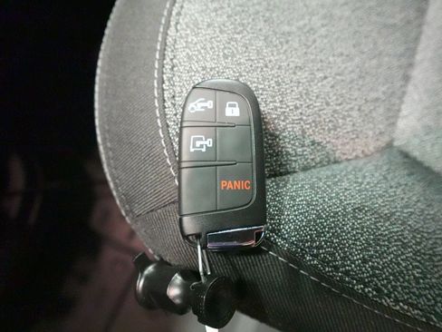 Used 2024 RAM ProMaster 3500 w/ Convenience Group image 26