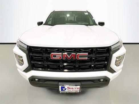 New 2026 GMC Canyon Elevation w/ Convenience Package image 2