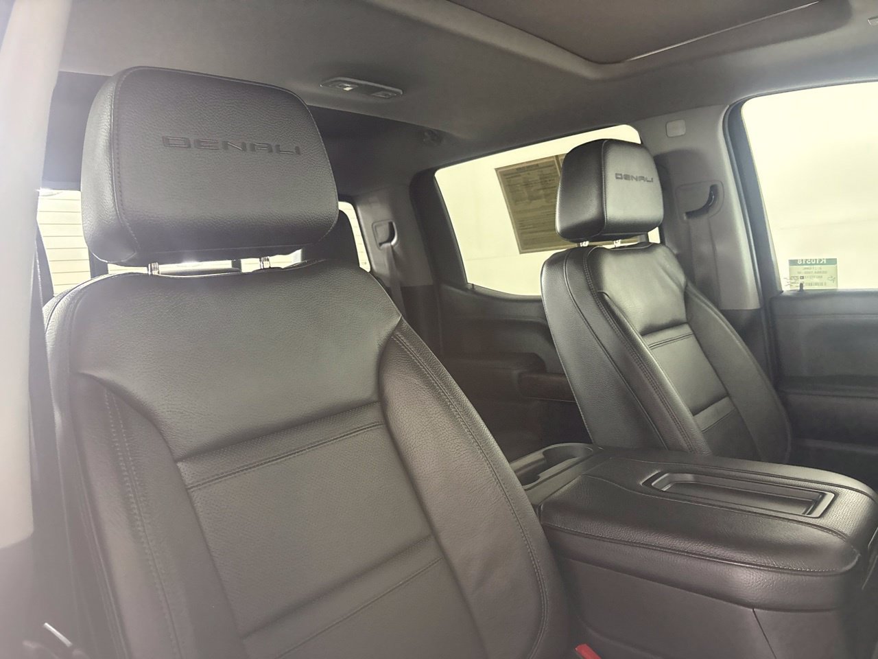 Used 2021 GMC Sierra 1500 Denali AWD/4WD image 34