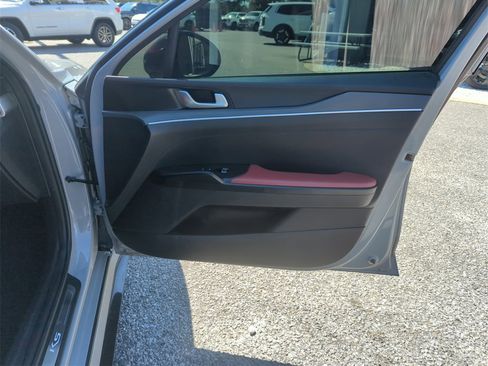 Used 2021 Kia K5 GT-Line image 34