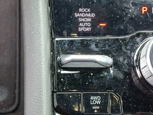 Used 2023 Jeep Grand Cherokee Overland image 21