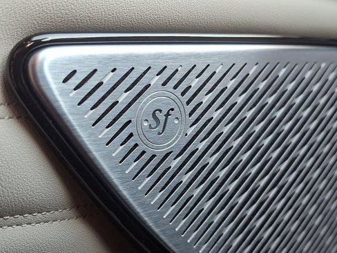 Certified 2024 Maserati Grecale GT image 24