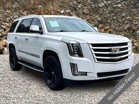 Used 2017 Cadillac Escalade Luxury AWD/4WD image 8