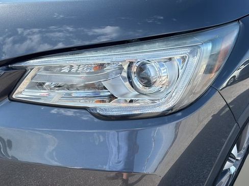 Used 2021 Subaru Ascent Touring w/ Popular Package #2 AWD/4WD image 9