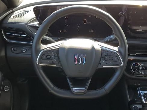 Certified 2024 Buick Envista Sport Touring w/ Convenience I Package image 39