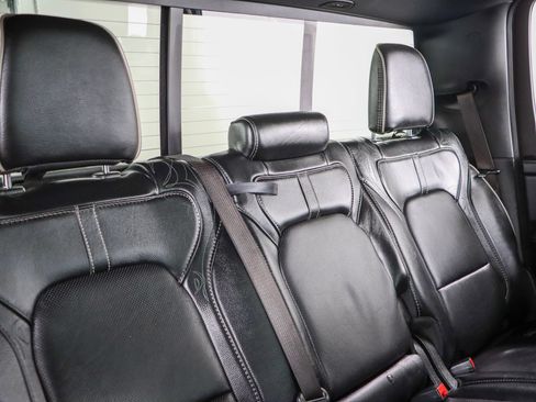 Used 2022 RAM 1500 Limited AWD/4WD image 32
