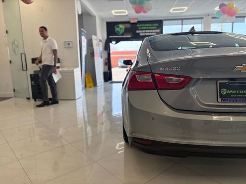 Used 2024 Chevrolet Malibu LT image 13