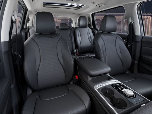 New 2026 Kia Carnival SX Prestige FWD image 15