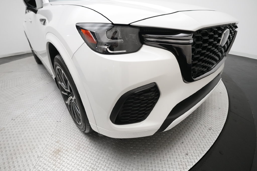Certified 2026 MAZDA CX-70 3.3 Turbo S w/ Premium Package AWD/4WD image 23
