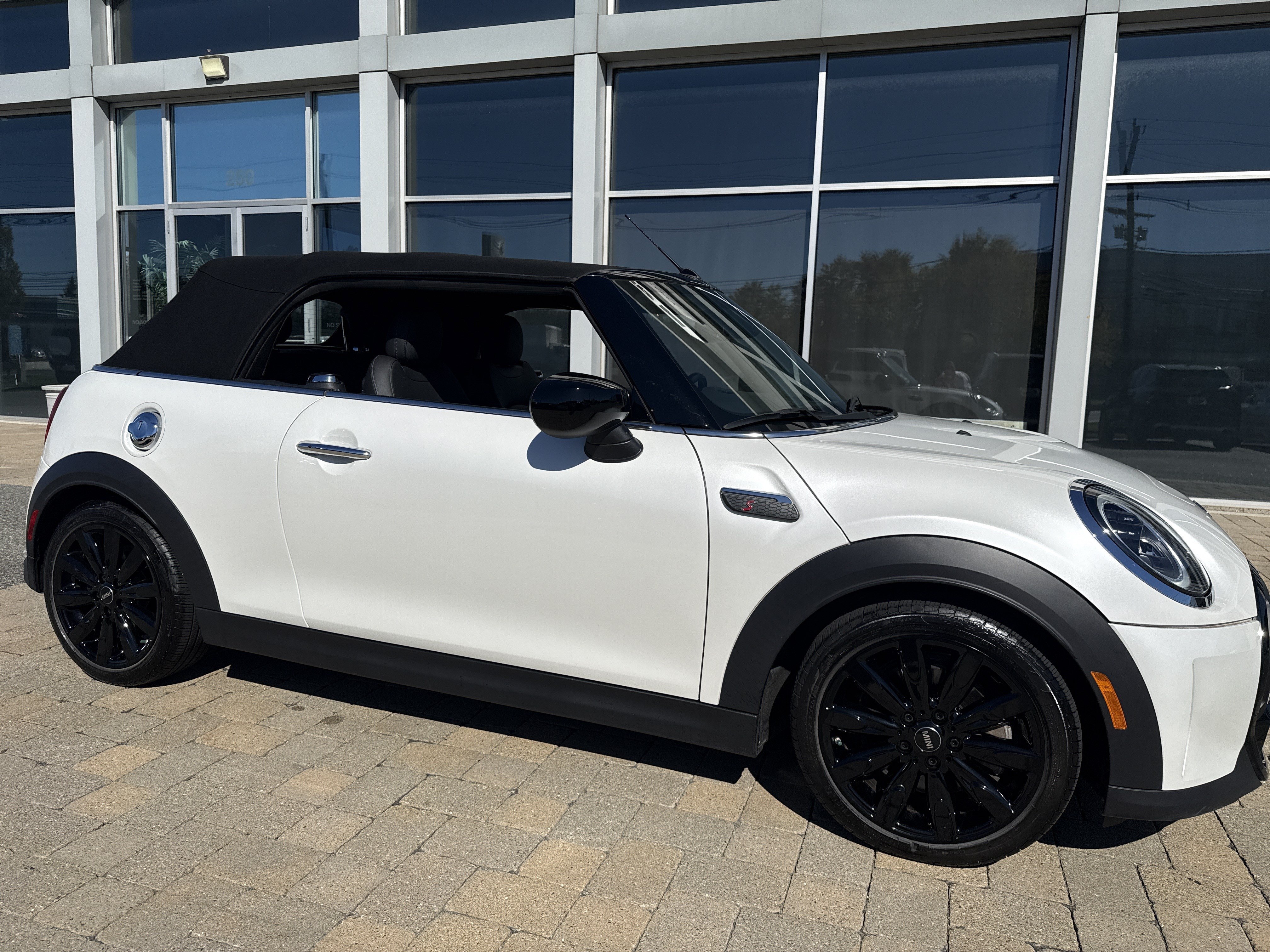 Used 2024 MINI Cooper S FWD image 39