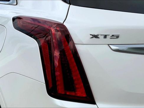 Used 2022 Cadillac XT5 Premium Luxury image 29