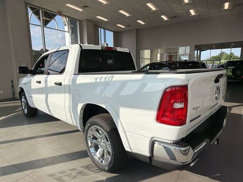 New 2026 RAM 1500 4x4 Crew Cab image 8