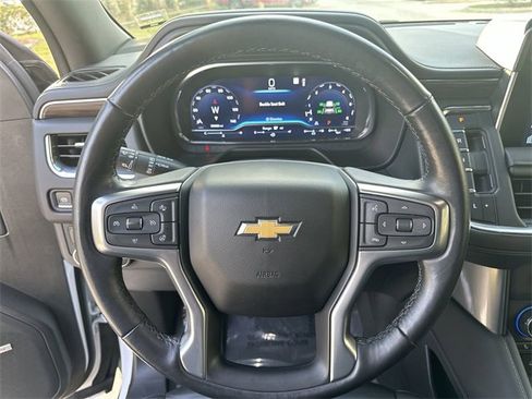 Used 2022 Chevrolet Tahoe LT w/ Luxury Package image 11