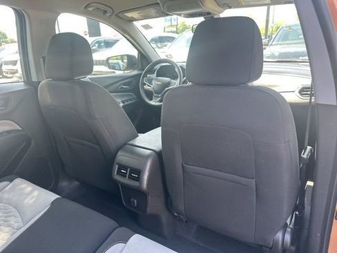 Used 2018 Chevrolet Equinox LS FWD image 31