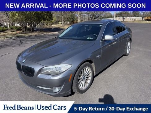 Used 2011 BMW 535i xDrive Sedan image 3