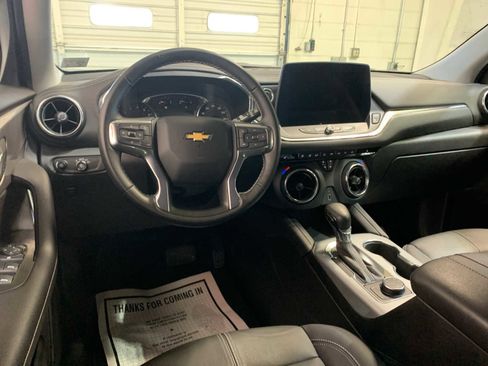 Used 2023 Chevrolet Blazer LT image 4