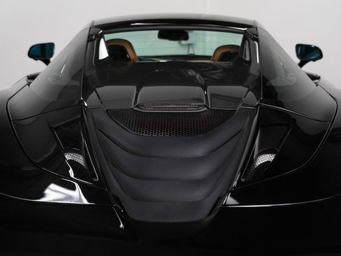 Used 2020 McLaren 720S Luxury image 24