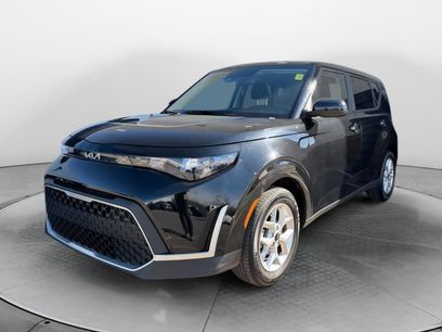 Used 2023 Kia Soul LX w/ Option Group 015