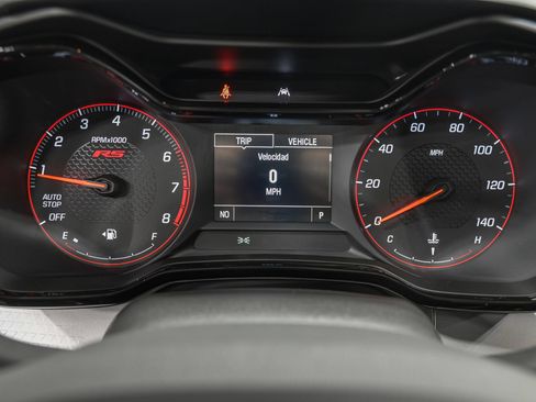 Used 2025 Chevrolet Trax RS FWD image 19