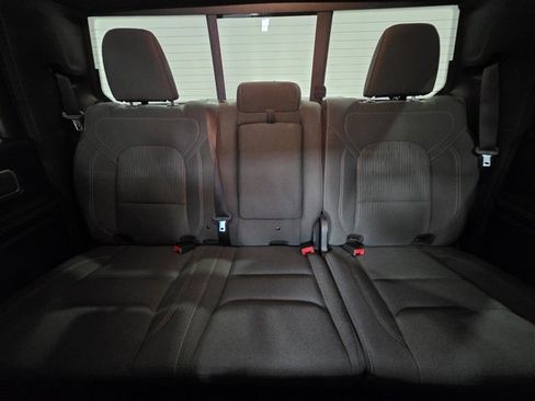 Used 2022 RAM 1500 Big Horn image 15