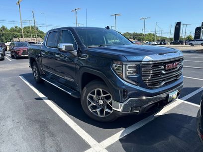 Used 2023 GMC Sierra 1500 SLT w/ SLT Premium Package