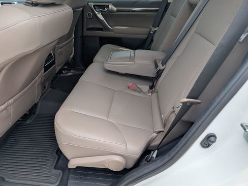 Used 2023 Lexus GX 460 Premium w/ Premium Plus Package AWD/4WD image 13
