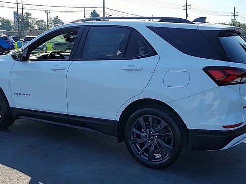 Certified 2024 Chevrolet Equinox RS w/ RS Leather Package AWD/4WD image 6
