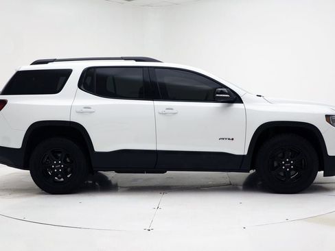 Used 2023 GMC Acadia AT4 w/ Technology Package AWD/4WD image 3