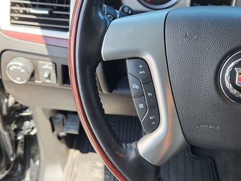 Used 2013 Cadillac Escalade EXT Luxury AWD/4WD image 16