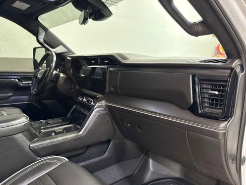 Used 2024 GMC Sierra 2500 AT4X image 67