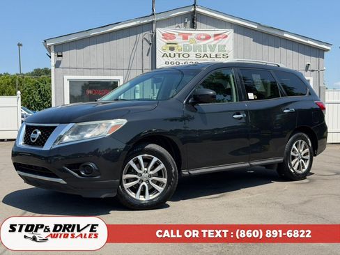 Used 2016 Nissan Pathfinder S AWD/4WD image 1