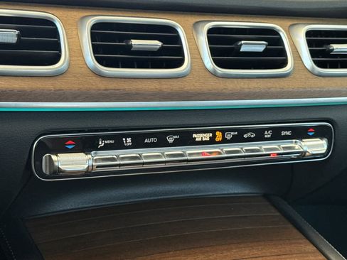 Used 2021 Mercedes-Benz GLE 350 4MATIC image 23