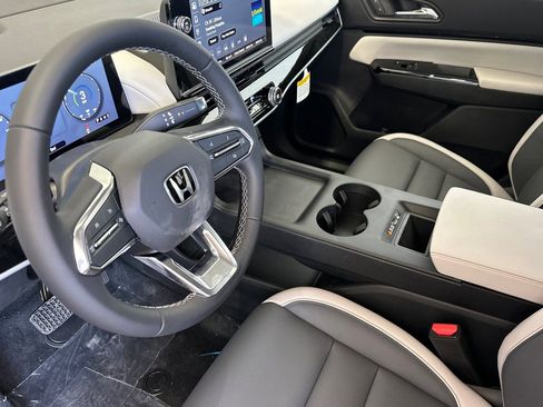 New 2026 Honda Prologue Touring image 10