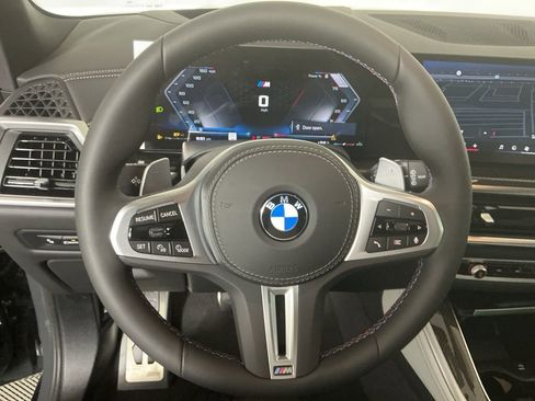 New 2026 BMW X5 M60i image 17