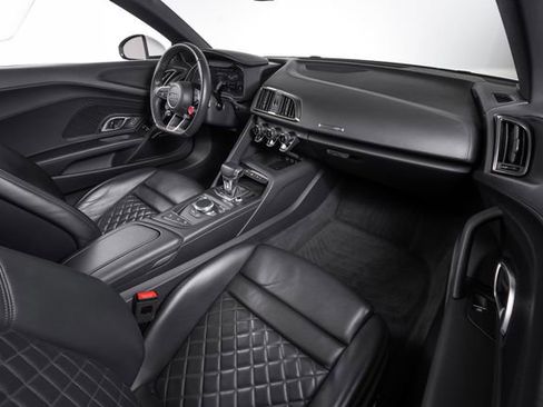 Used 2023 Audi R8 V10 performance RWD image 41